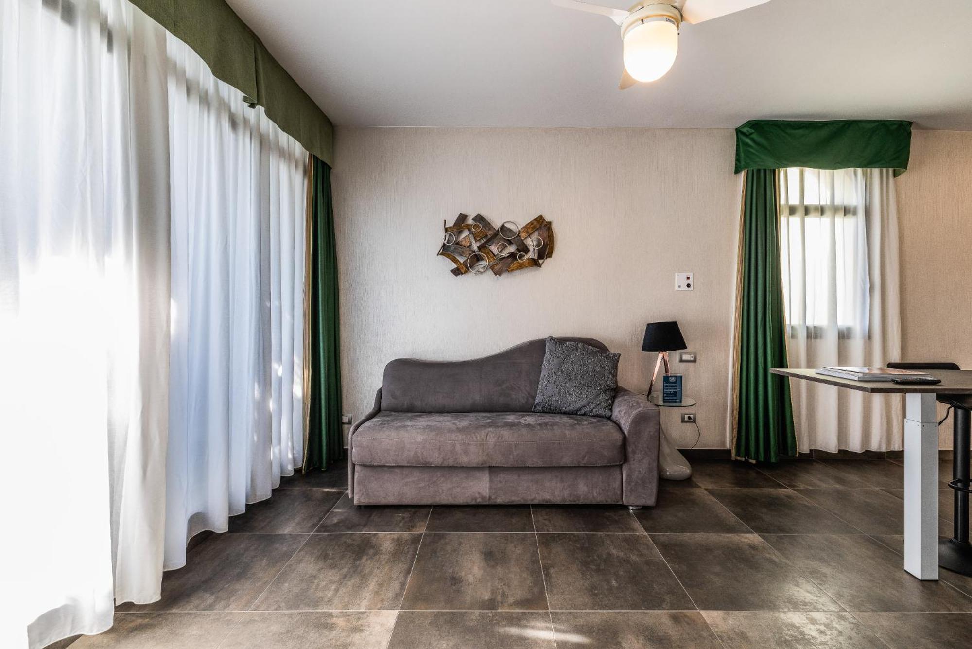 Baba Residences 3*